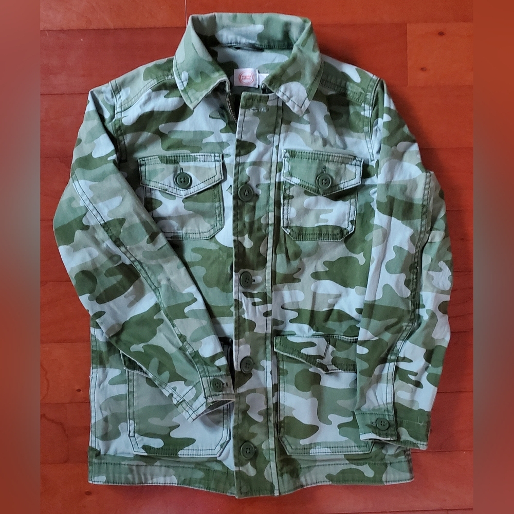 Camo Zip-Up Jacket Size Girls M